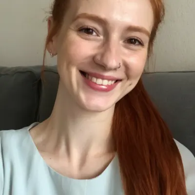 Полина